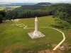 Guida del Meurthe-et-Moselle - Collina di Sion-Vaudémont - Monumento a Barrès, lanterna dei morti, percorso a zig-zag dal parcheggio e paesaggio verdeggiante circostante