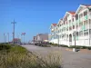 Mimizan-Plage - Façades du front de mer de la station balnéaire