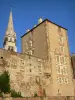 Moinhos - Donjon de la Mal Coiffée (restos do antigo castelo dos duques de Bourbon) e torre da catedral de Notre-Dame