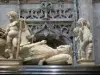 Monastère royal de Brou - Intérieur de l'église de Brou de style gothique flamboyant : tombeau de Philibert le Beau (duc de Savoie) ; sur la commune de Bourg-en-Bresse