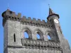Monflanquin - Versterkte middeleeuwse klokkentoren van Saint-Andre