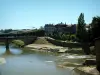 Mont-de-Marsan - Pont sur la rivière Midouze et façades de la ville