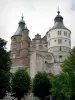 Montbéliard - Torres do Castelo dos Duques de Württemberg abrigando um museu