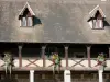 Montluçon - Bedeckter Gang im italienischen Stil des Schlosses der Herzöge von Bourbon