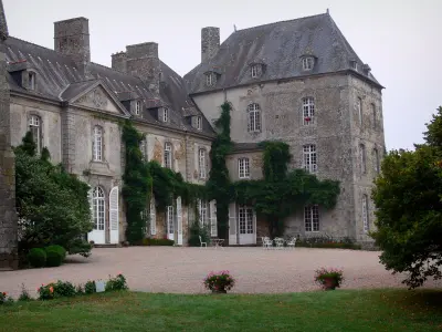 Montmuran castle