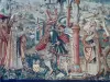 Montpezat-de-Quercy - Dentro de la iglesia de San Martín: Flamenco tapiz (tapiz de Flandes) episodio de la vida de San Martín - la destrucción de un templo pagano
