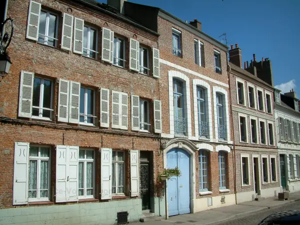 Montreuil-sur-Mer - Bakstenen huizen
