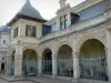 Moulins - Pavillon Anne de Beaujeu (palais ducal abritant le musée Anne de Beaujeu)