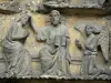 Mouzon - Détail sculpté du tympan du portail central de l'église abbatiale Notre-Dame : couronnement de la Vierge