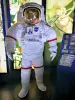 Musée de l'Air et de l'Espace du Bourget - Combinaison d'astronaute dans le hall de la conquête spatiale