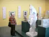 Museo Rodin - Exposición de esculturas en la capilla del museo