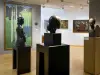 Museu dos anos 30 - Esculturas e pinturas do museu