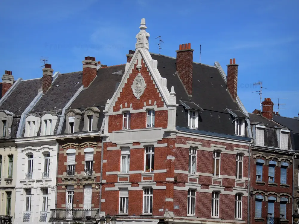 Guia do Norte - Cambrai - Fachadas de casas