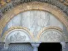 Oloron-Sainte-Marie - Tympanon des romanischen Portals der Kathedrale Sainte-Marie