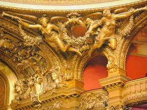 Opéra Garnier - Vergulden van het theater