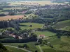 Paisajes del Jura - Viñedos de los viñedos de Jura, casas, árboles y campos