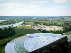 Panorama de la cuesta de los Dos Amantes - Punto de vista de Two Lovers con vistas al valle del Sena