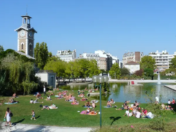 Le parc Georges-Brassens - Guide tourisme, vacances & week-end à Paris