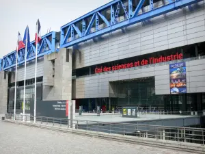 Park van la Villette - Ingang van de Cité des sciences et de l'industrie