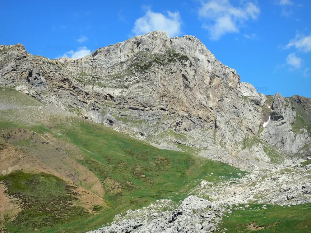 El Parque Nacional de los Pirineos - Parque Nacional de los Pirineos: Paisaje montañoso visto desde el Pourtalet cuello