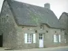 Parque Natural Regional de Briere - Casa de pedra com telhado de palha (casa de palha)