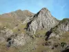 Paysages des Pyrénées - Crêtes d'une montagne
