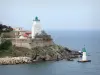 Paysages des Pyrénées-Orientales - Côte Vermeille : redoute du Fanal et phare, à Port-Vendres, et mer Méditerranée