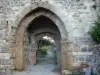 Peyrusse-le-Roc - Site médiéval : porte de la Barbacane