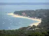 Pilat dune - View of Pilat-Plage (town of Pyla-sur-Mer) and the Arcachon basin from the top of the dune