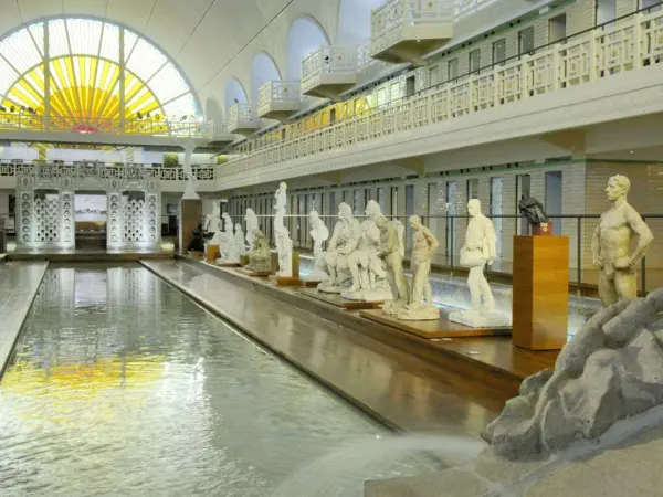 A piscina - Museu de Arte e Indústria André Diligent - Guia de Turismo, férias & final de semana no Norte