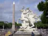 Place de la Concorde - Statue équestre à l'entrée du jardin des Tuileries et obélisque de Louxor