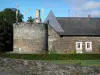 Plessis-Macé城堡 - 城堡的圆塔