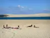 Pointe du Cap Ferret - Plage de sable de la pointe du Cap Ferret, sur la commune de Lège-Cap-Ferret, avec vue sur la dune du Pilat