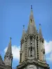 Pontmain - Torre da Basílica Notre-Dame de Pontmain