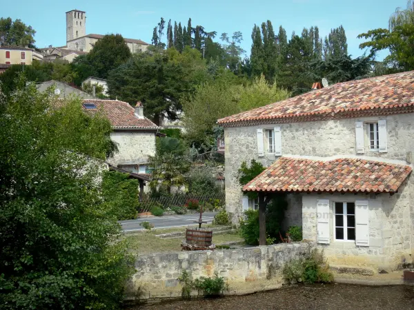 Poudenas - Guia de Turismo, férias & final de semana no Lot e Garona