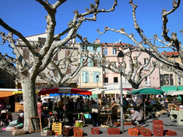 Prades Tourism Holiday Guide Prades