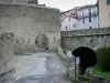 Prats-de-Mollo-la-Preste - Porte d'Espagne en de gevels van de oude ommuurde stad