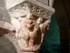 Prieuré de Serrabone - Prieuré Sainte-Marie de Serrabona : chapiteau sculpté