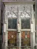 Priorado de Souvigny - Interior da Igreja do Priorado Saint-Pierre e Saint-Paul: Gabinete com relíquias contendo as relíquias dos Santos Mayeul e Odilon