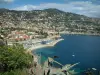 Gids van Provence-Alpes-Cote d'Azur - Villefranche-sur-Mer - Villefranche-sur-Mer de haven, de haven en de bergen boven alle