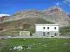 Puerto del Pourtalet - Paisaje montañoso Pourtalet cuello, en el Parque Nacional de los Pirineos