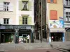 Le Puy-en-Velay - Tiendas y fachadas de la Place du Plot