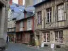 Rennes - Oude Stad: oude huizen met houten zijkanten van de straat Psalette