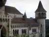 Rocamadour - El ex palacio episcopal de vivienda el Museo de Arte Sacro