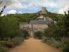 La Roche-Guyon castle - Medieval keep dominating the castle and the vegetable-fruit garden