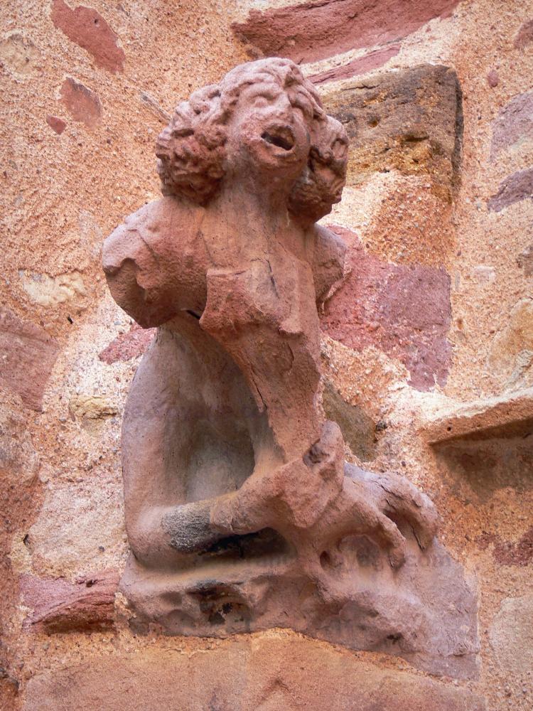 Rodez - Carved detail of the Benoît house