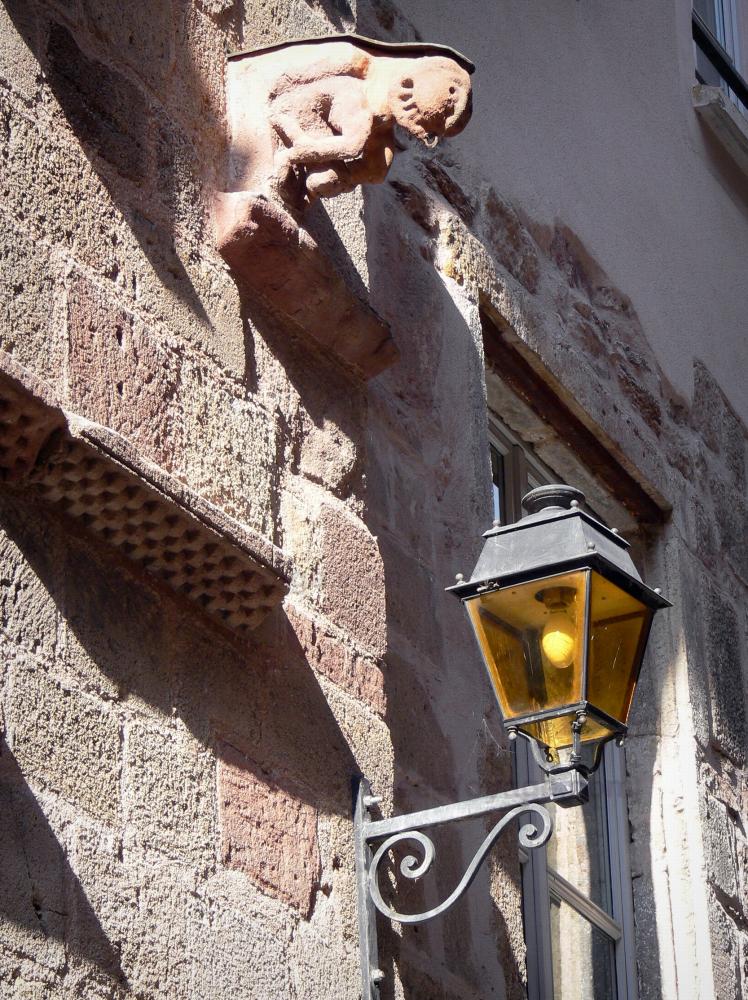 Rodez - Wall lantern on a facade in the old town