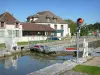 Rogny-les-Sept-Écluses - Herberge am Rande der Schleuse Sainte-Barbe