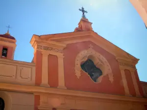 Roquebrune-Cap-Martin - Colorido iglesia barroca