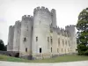 Roquetaillade castle - Towers of the new castle 